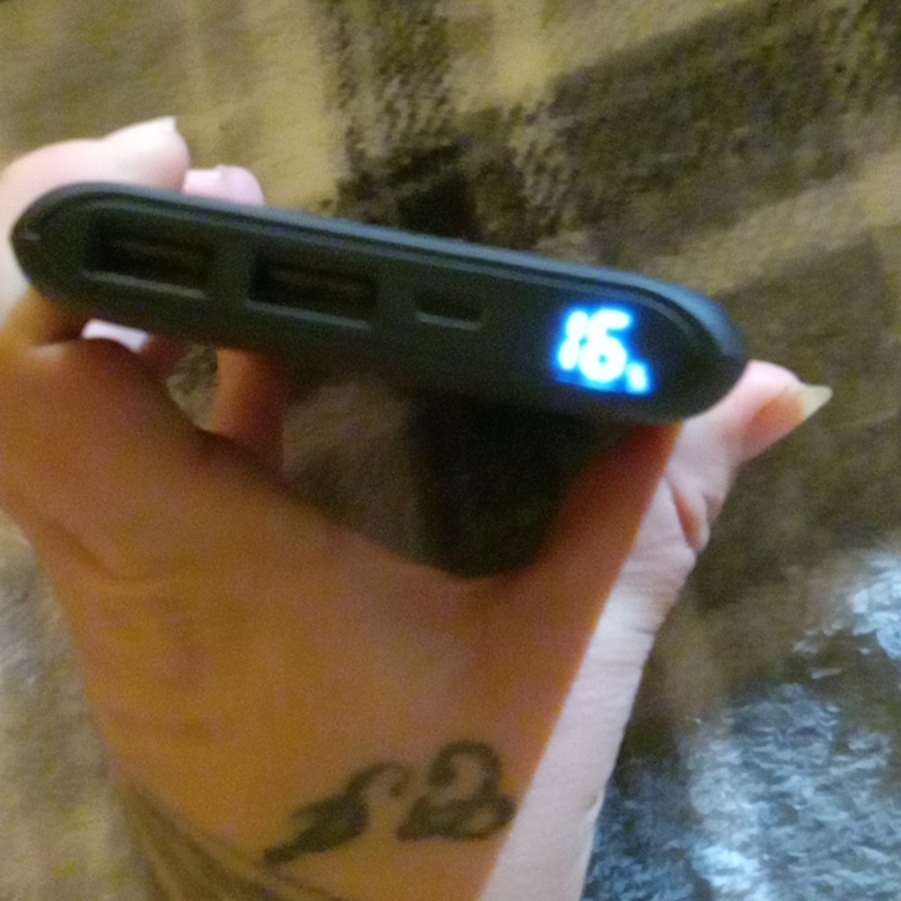 ONN portable charging box